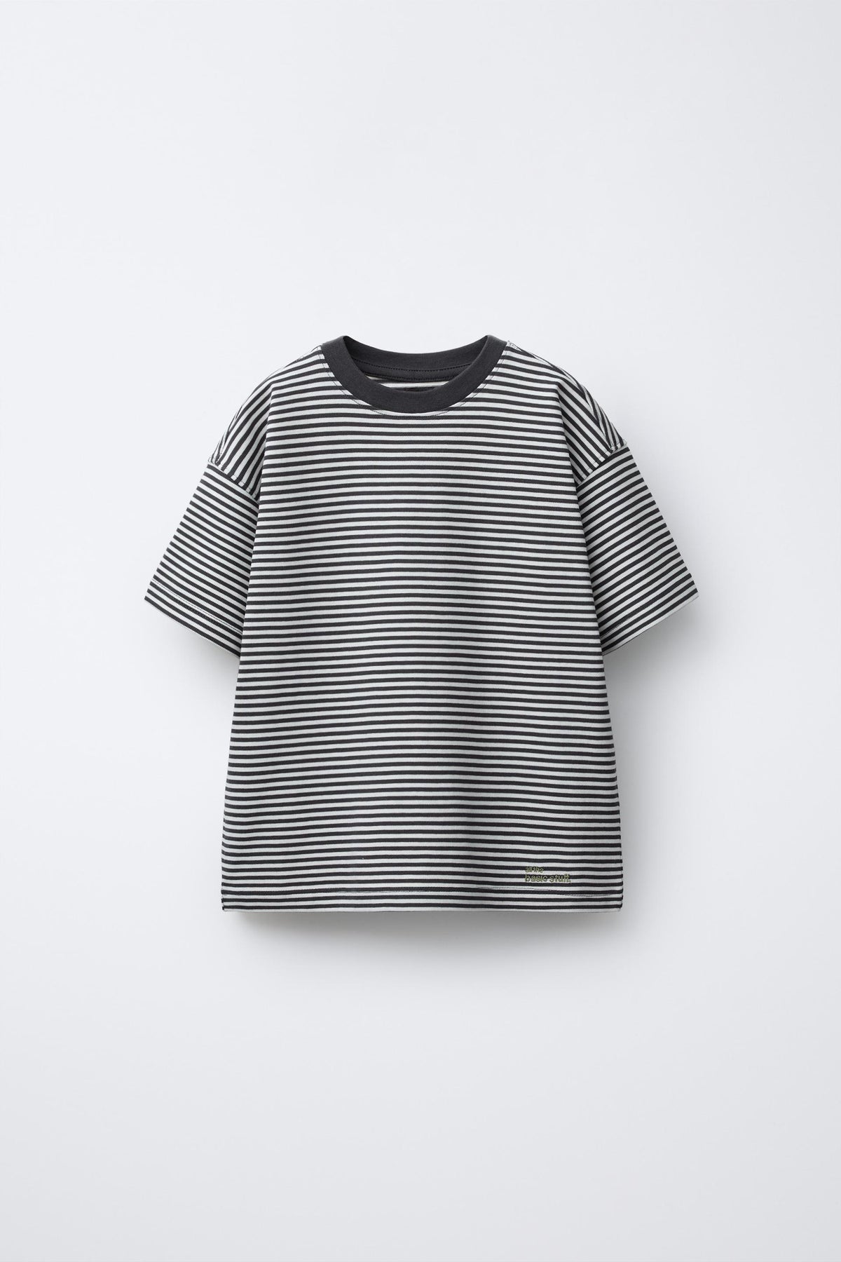 STRIPED SHORT SLEEVE - BLACK
